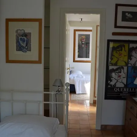 Bed & Breakfast La Locandina *
