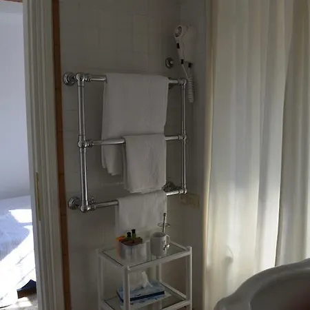 La Locandina Bed & Breakfast *