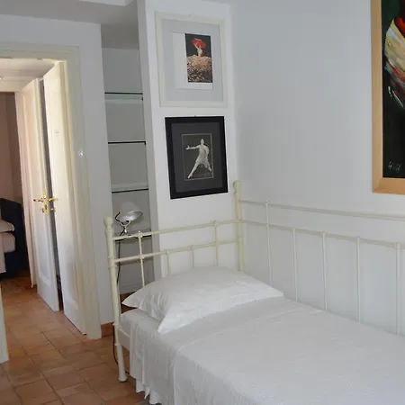 La Locandina * Cerveteri