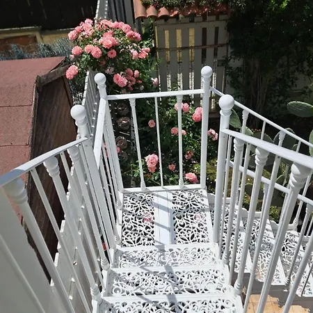 La Locandina Bed & Breakfast *